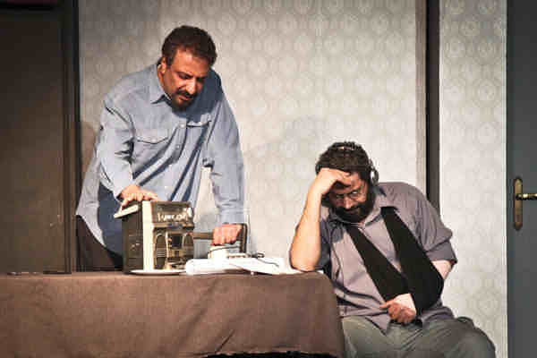 در تالار شمس خبری نیست/ درباره‌ی نمایش «پاییز»